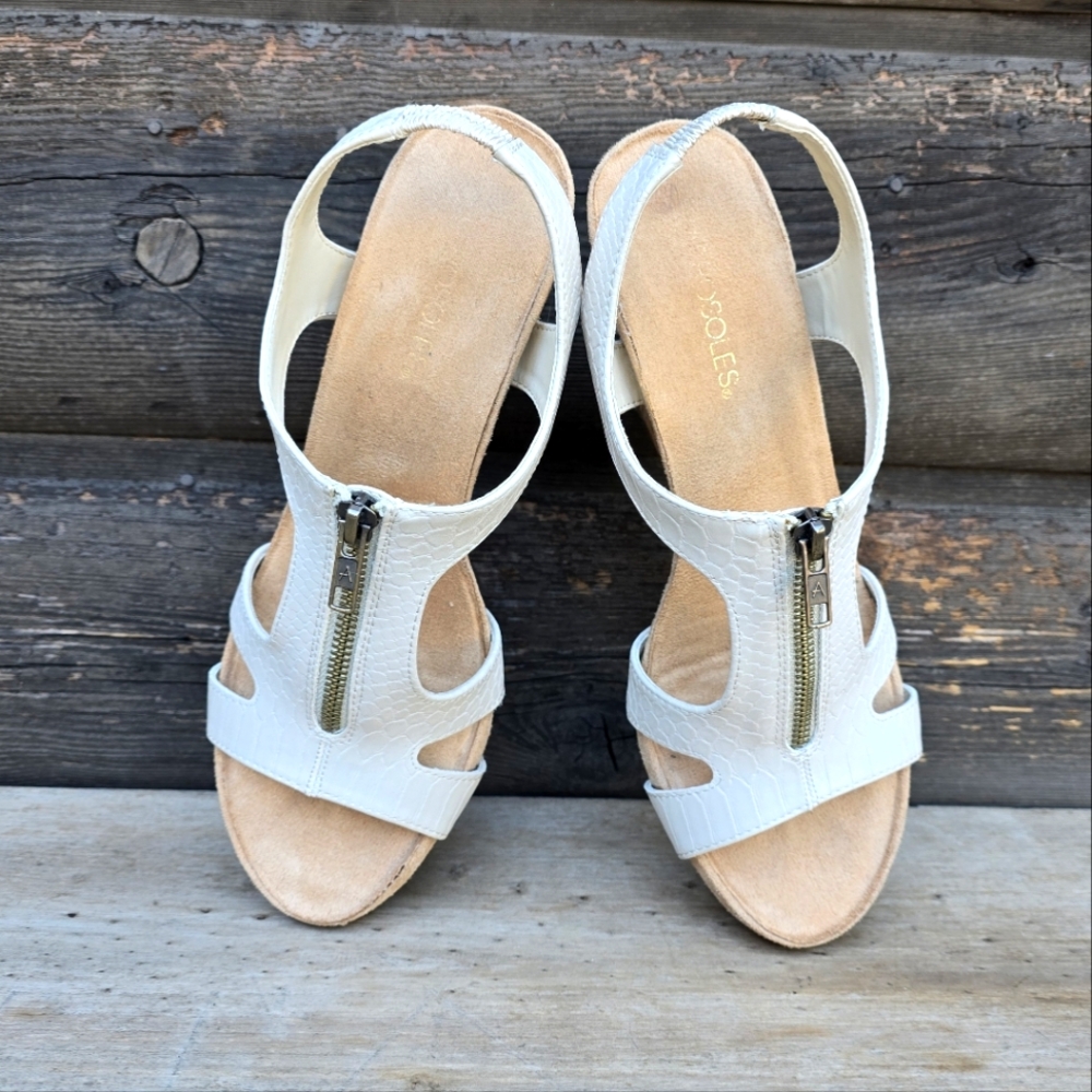 AEROSOLES Plushlow Modern Costal Minimalist Cork Wedge Comfort Sandal 10M - Picture 7 of 15
